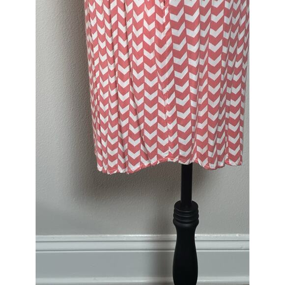 Women’s Summer Dress Orange White Chevron Pattern Slip On Dress Pockets Size (M) - Picture 9 of 16